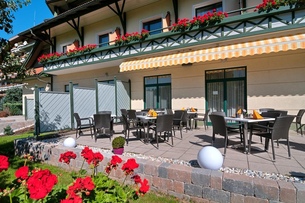 Erlebnis-Hotel-Appartements Latschach ober dem Faakersee Exterior photo